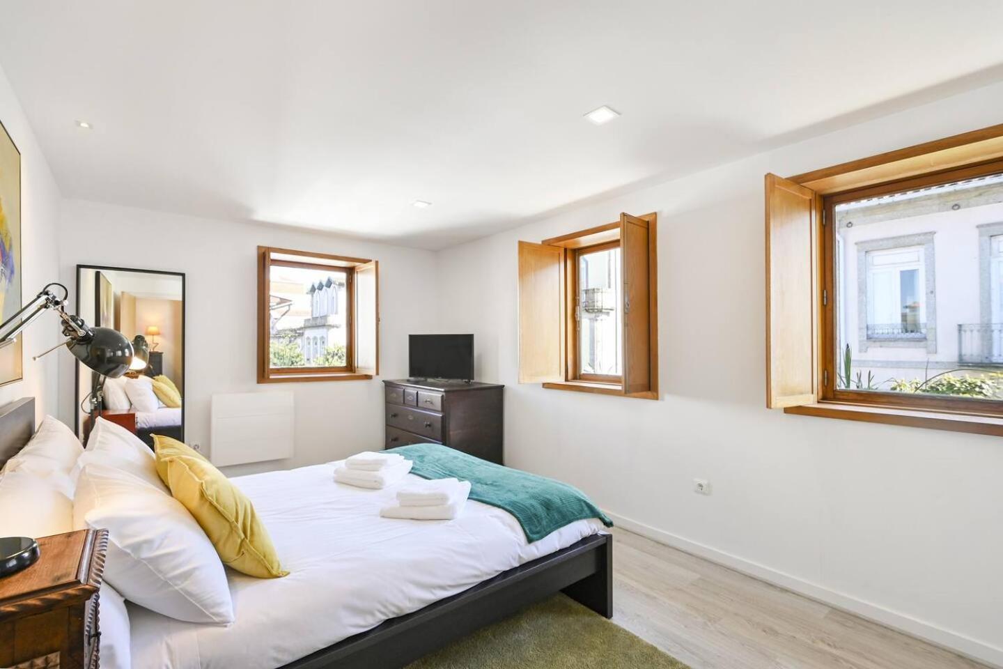 Apartamento Familiar Na Se De Braga - Afonso Henriques エクステリア 写真
